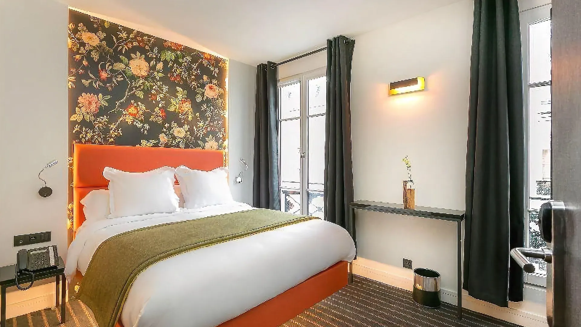 Hotel Scarlett 3*